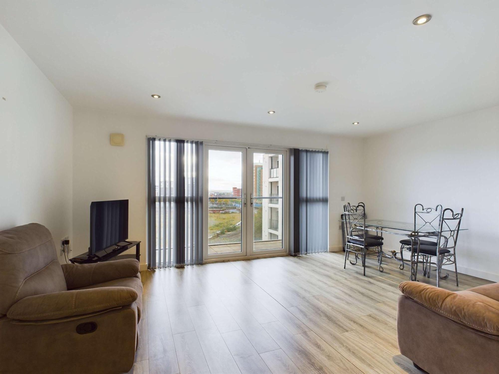 Free Parking Spacious 1 Bedroom Apartment Belfast